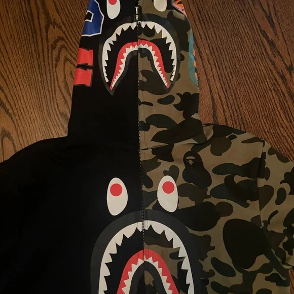 Bathing Ape “Camouflage and Black  Hoodie - Picture 4 of 5